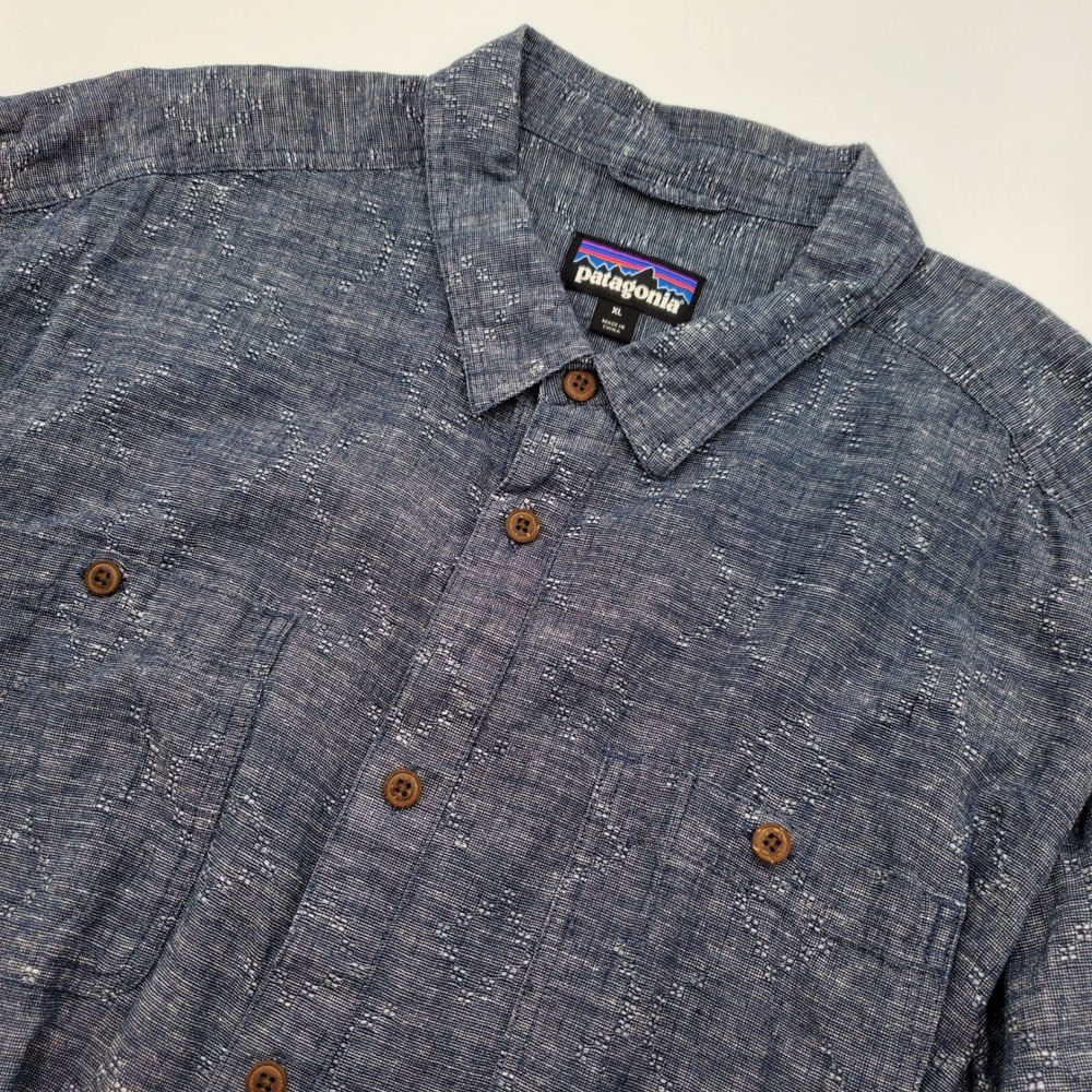 Patagonia Mens XL Blue Hemp Organic Cotton Dobby Short Sleeve Button Up Shirt